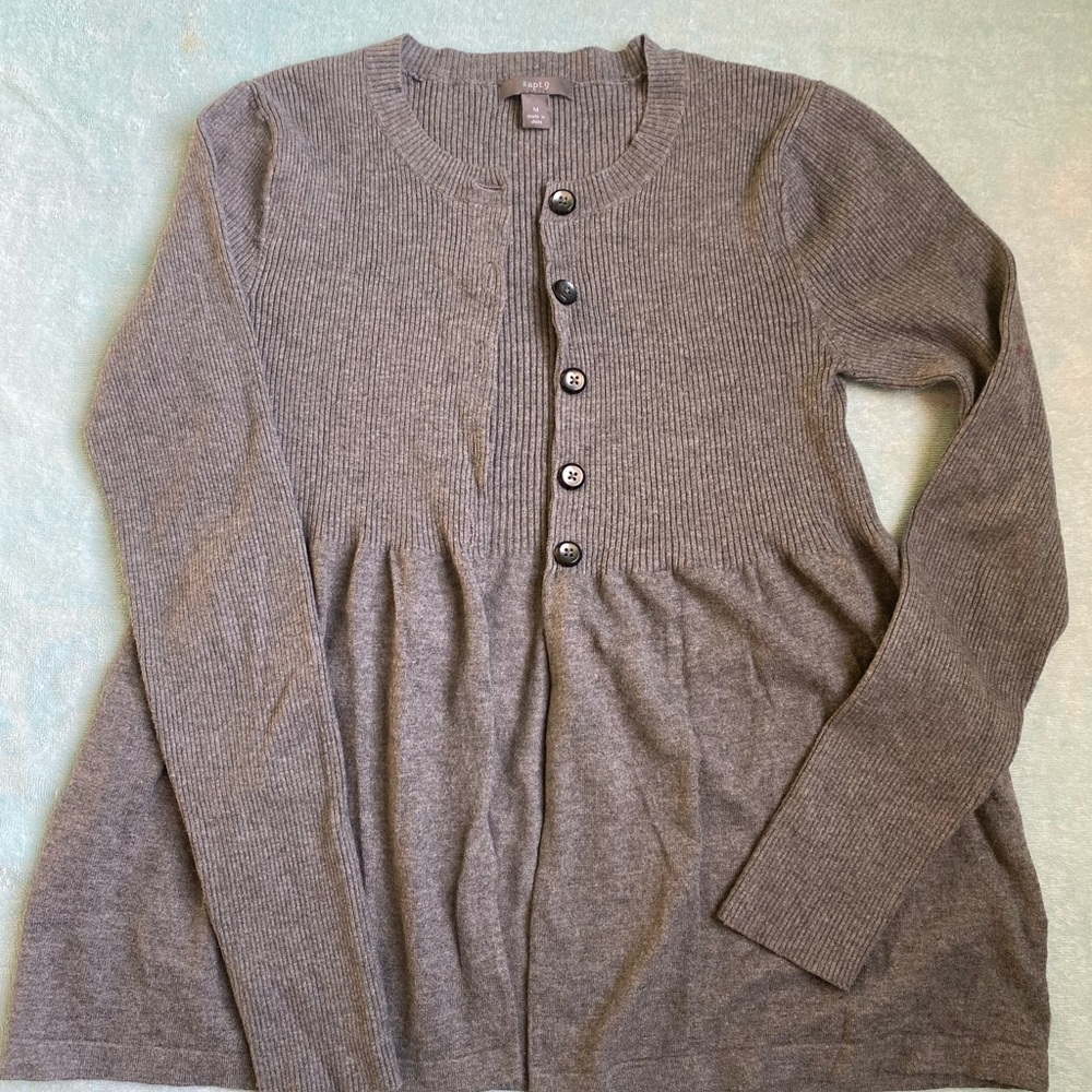 Apt. 9 Cardigan Size M